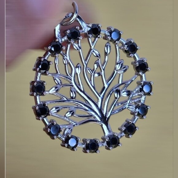 925 Sterling Silver Pendant "Tree Of Life" with Genuine Blk Moissanite Gemstones - Picture 1 of 7